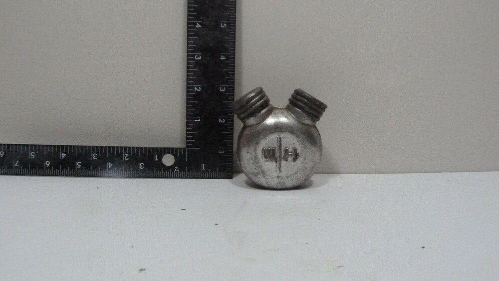 Vintage Russian surplus oil bottle great for the toolbox car boat bike !